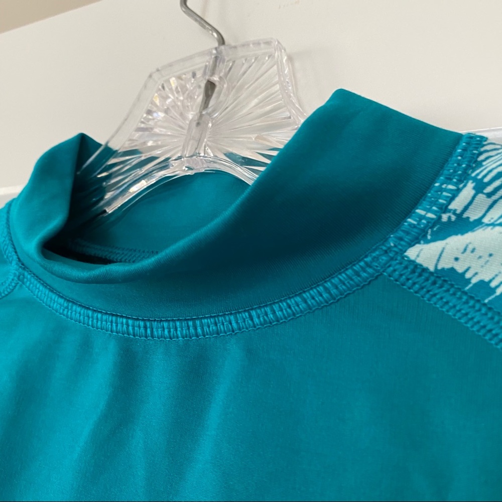 Reebok Green Rashguard Sun-Protection Heavyweight - Picture 3 of 6